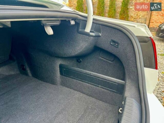 Белый Фольксваген Пассат, объемом двигателя 1.97 л и пробегом 240 тыс. км за 17900 $, фото 87 на Automoto.ua