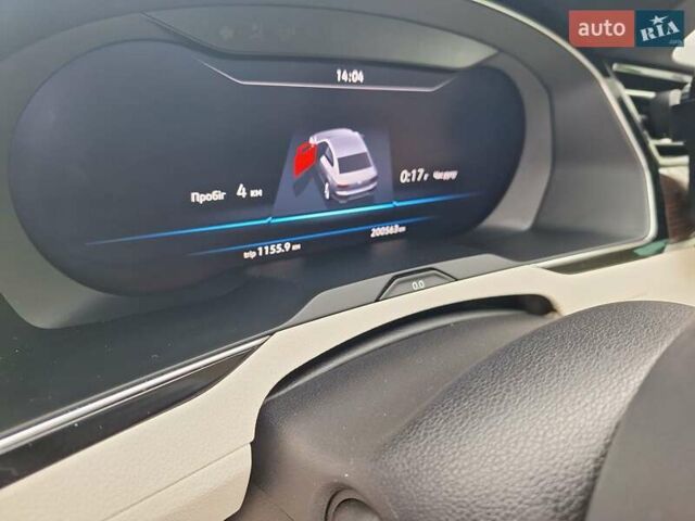 Белый Фольксваген Пассат, объемом двигателя 2 л и пробегом 200 тыс. км за 22500 $, фото 24 на Automoto.ua