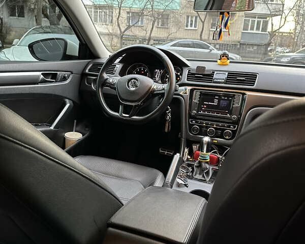 Білий Фольксваген Пассат, об'ємом двигуна 1.98 л та пробігом 140 тис. км за 14999 $, фото 14 на Automoto.ua