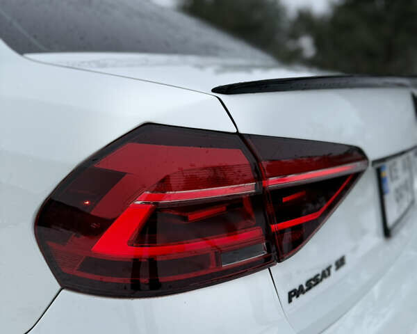 Белый Фольксваген Пассат, объемом двигателя 1.8 л и пробегом 135 тыс. км за 15700 $, фото 29 на Automoto.ua