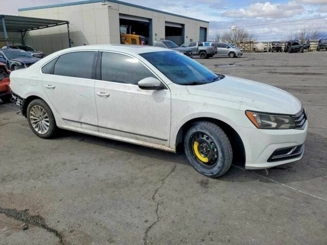 Білий Фольксваген Пассат, об'ємом двигуна 2 л та пробігом 54 тис. км за 3000 $, фото 3 на Automoto.ua