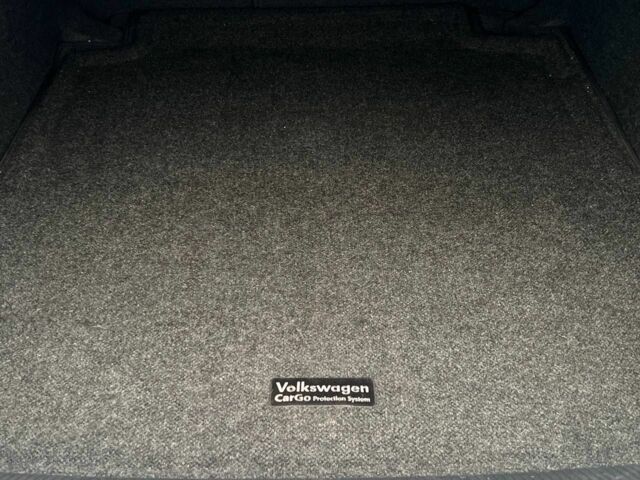 Белый Фольксваген Пассат, объемом двигателя 1.8 л и пробегом 109 тыс. км за 16500 $, фото 19 на Automoto.ua