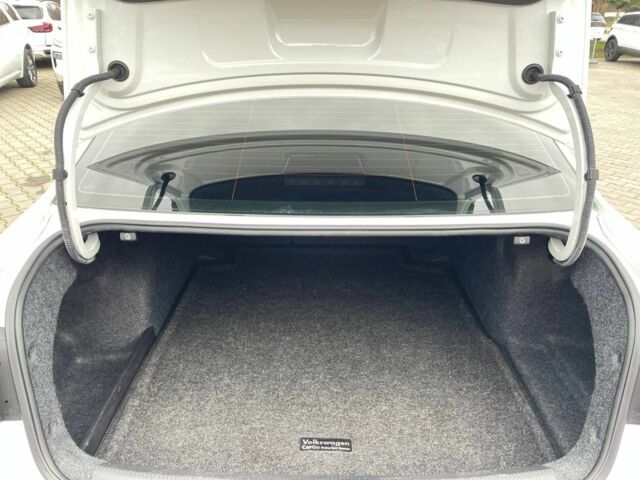 Белый Фольксваген Пассат, объемом двигателя 2 л и пробегом 119 тыс. км за 17400 $, фото 22 на Automoto.ua