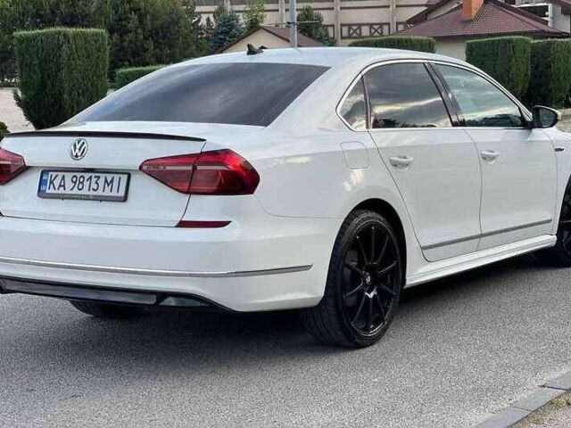 Білий Фольксваген Пассат, об'ємом двигуна 1.8 л та пробігом 120 тис. км за 12000 $, фото 3 на Automoto.ua