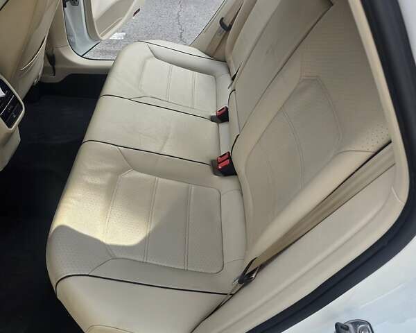 Белый Фольксваген Пассат, объемом двигателя 1.98 л и пробегом 133 тыс. км за 13300 $, фото 13 на Automoto.ua