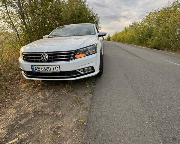 Белый Фольксваген Пассат, объемом двигателя 1.8 л и пробегом 185 тыс. км за 12650 $, фото 20 на Automoto.ua