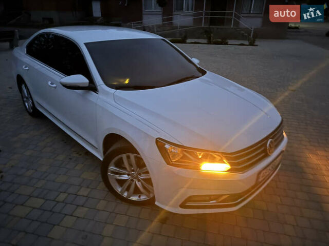 Белый Фольксваген Пассат, объемом двигателя 1.8 л и пробегом 185 тыс. км за 12650 $, фото 8 на Automoto.ua