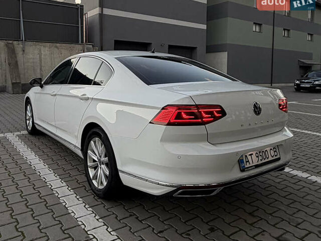 Белый Фольксваген Пассат, объемом двигателя 1.97 л и пробегом 260 тыс. км за 17750 $, фото 4 на Automoto.ua