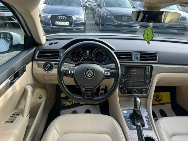 Белый Фольксваген Пассат, объемом двигателя 1.8 л и пробегом 178 тыс. км за 14200 $, фото 11 на Automoto.ua