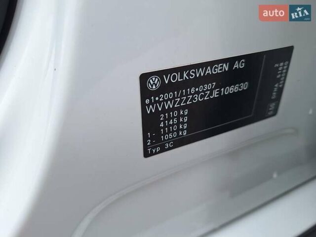Белый Фольксваген Пассат, объемом двигателя 2 л и пробегом 200 тыс. км за 22500 $, фото 30 на Automoto.ua