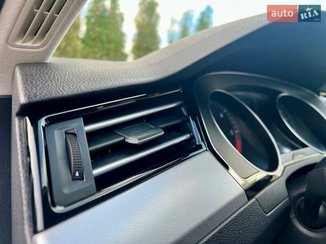 Белый Фольксваген Пассат, объемом двигателя 1.97 л и пробегом 240 тыс. км за 17900 $, фото 51 на Automoto.ua
