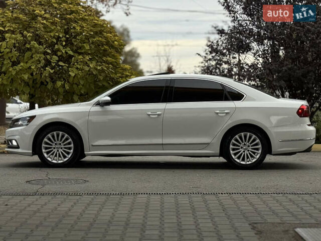 Белый Фольксваген Пассат, объемом двигателя 1.8 л и пробегом 57 тыс. км за 11299 $, фото 1 на Automoto.ua