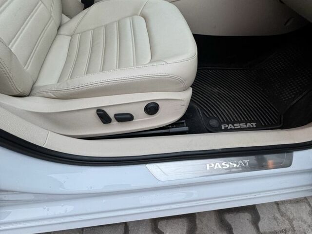 Белый Фольксваген Пассат, объемом двигателя 1.8 л и пробегом 178 тыс. км за 14000 $, фото 23 на Automoto.ua