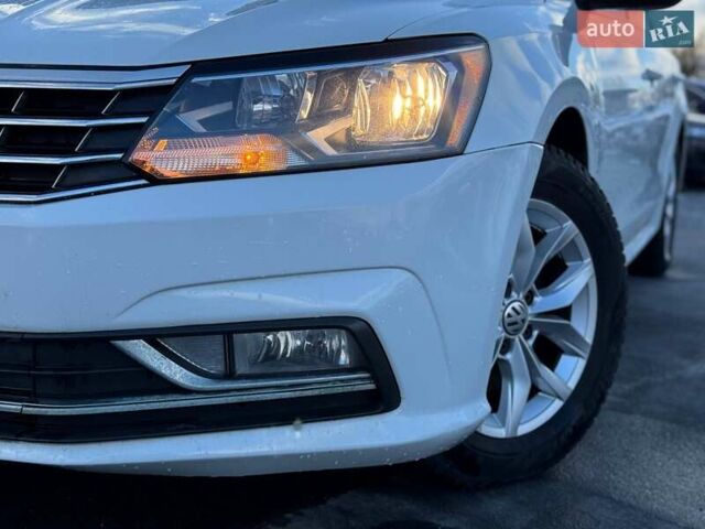 Белый Фольксваген Пассат, объемом двигателя 2 л и пробегом 90 тыс. км за 12800 $, фото 4 на Automoto.ua