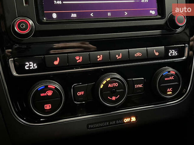 Білий Фольксваген Пассат, об'ємом двигуна 1.98 л та пробігом 143 тис. км за 12900 $, фото 33 на Automoto.ua