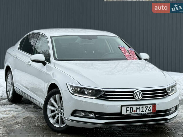 Белый Фольксваген Пассат, объемом двигателя 2 л и пробегом 198 тыс. км за 18950 $, фото 26 на Automoto.ua