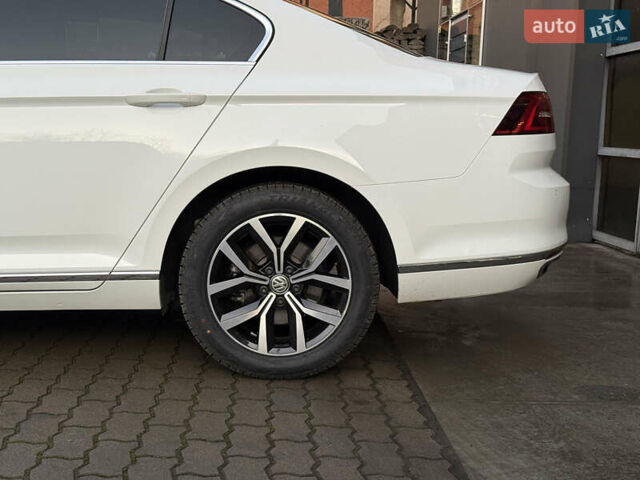 Белый Фольксваген Пассат, объемом двигателя 1.97 л и пробегом 98 тыс. км за 21500 $, фото 18 на Automoto.ua