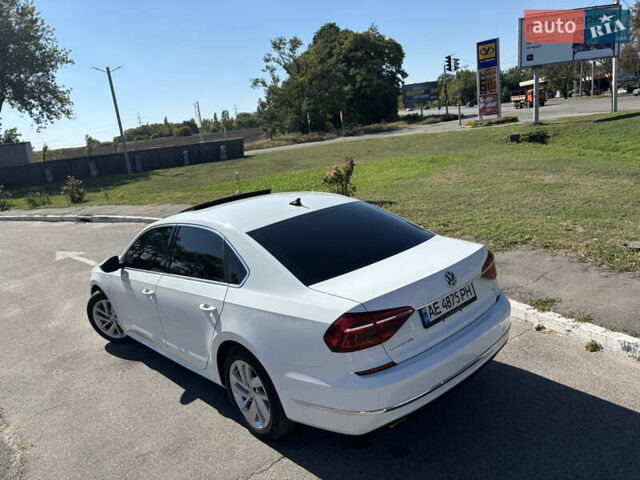 Белый Фольксваген Пассат, объемом двигателя 1.98 л и пробегом 187 тыс. км за 14750 $, фото 17 на Automoto.ua