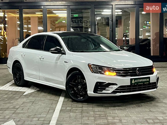 Білий Фольксваген Пассат, об'ємом двигуна 1.98 л та пробігом 143 тис. км за 12900 $, фото 2 на Automoto.ua