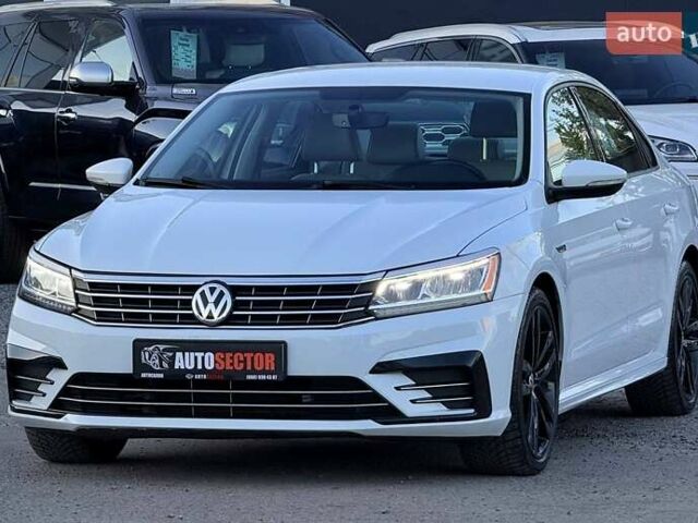 Білий Фольксваген Пассат, об'ємом двигуна 2 л та пробігом 145 тис. км за 18500 $, фото 3 на Automoto.ua