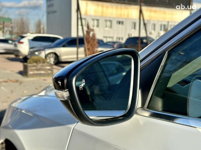 Белый Фольксваген Пассат, объемом двигателя 2 л и пробегом 176 тыс. км за 12500 $, фото 8 на Automoto.ua