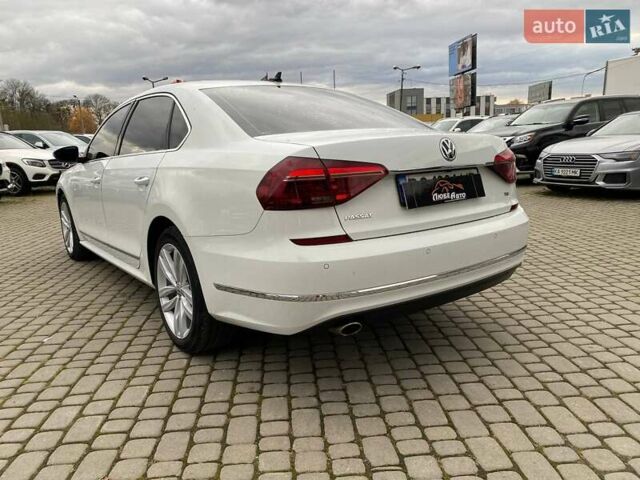Білий Фольксваген Пассат, об'ємом двигуна 2 л та пробігом 73 тис. км за 17900 $, фото 4 на Automoto.ua