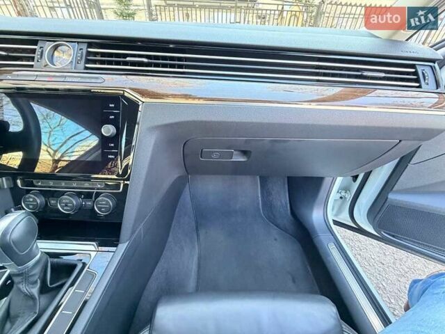 Білий Фольксваген Пассат, об'ємом двигуна 1.97 л та пробігом 99 тис. км за 22800 $, фото 18 на Automoto.ua