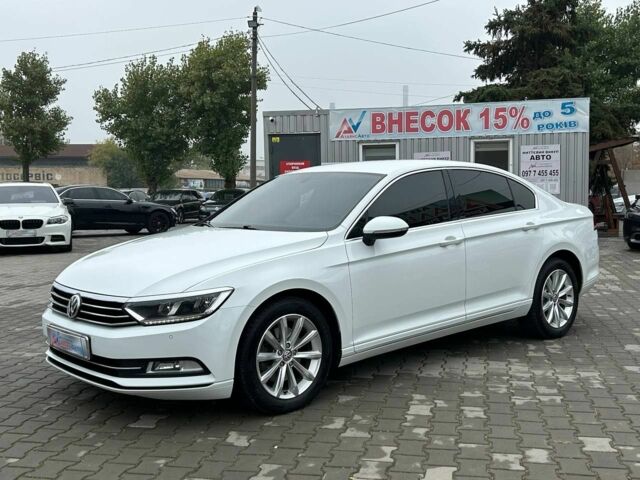 Білий Фольксваген Пассат, об'ємом двигуна 2 л та пробігом 261 тис. км за 17500 $, фото 2 на Automoto.ua