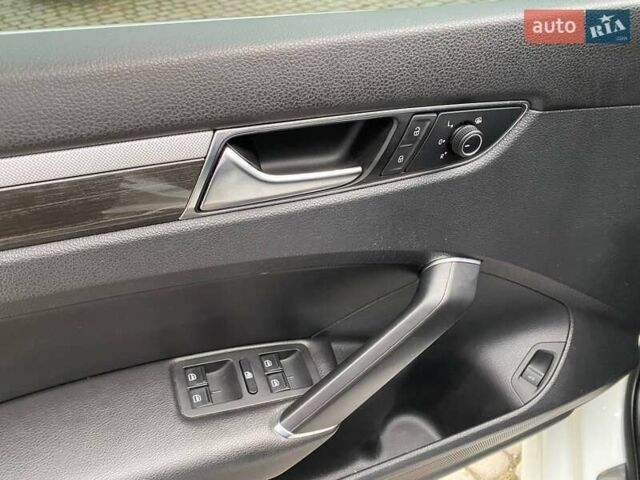 Білий Фольксваген Пассат, об'ємом двигуна 2 л та пробігом 73 тис. км за 17900 $, фото 11 на Automoto.ua