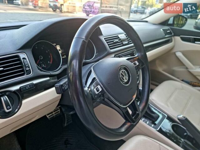 Белый Фольксваген Пассат, объемом двигателя 2 л и пробегом 148 тыс. км за 16700 $, фото 19 на Automoto.ua