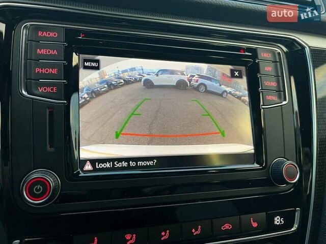 Білий Фольксваген Пассат, об'ємом двигуна 3.6 л та пробігом 72 тис. км за 17490 $, фото 26 на Automoto.ua