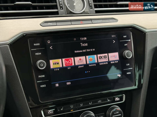 Белый Фольксваген Пассат, объемом двигателя 2 л и пробегом 198 тыс. км за 18950 $, фото 91 на Automoto.ua