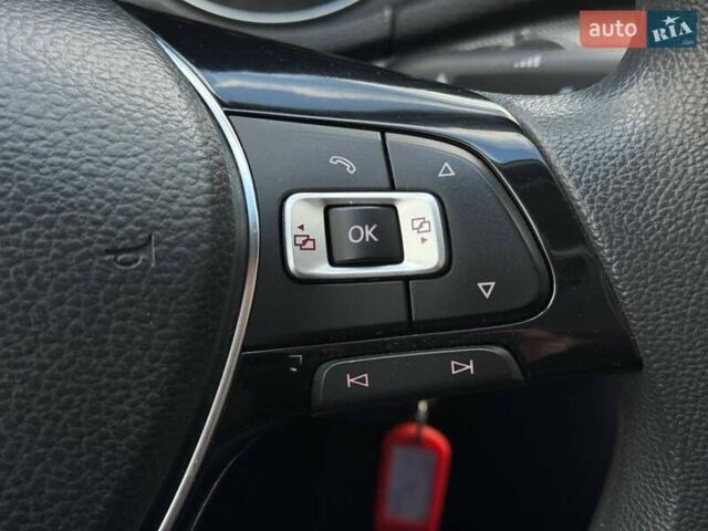 Белый Фольксваген Пассат, объемом двигателя 2 л и пробегом 90 тыс. км за 12800 $, фото 40 на Automoto.ua