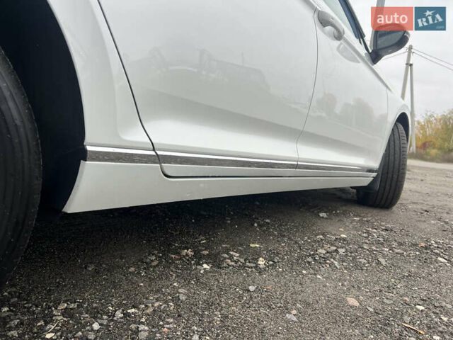 Белый Фольксваген Пассат, объемом двигателя 2 л и пробегом 120 тыс. км за 22000 $, фото 14 на Automoto.ua