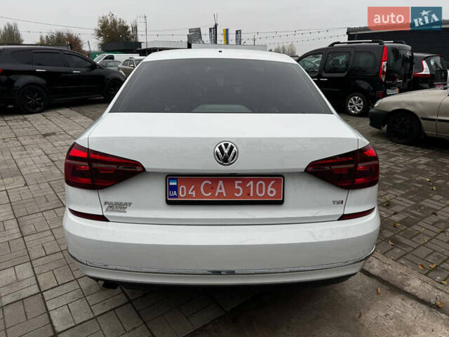 Белый Фольксваген Пассат, объемом двигателя 2 л и пробегом 70 тыс. км за 11999 $, фото 5 на Automoto.ua