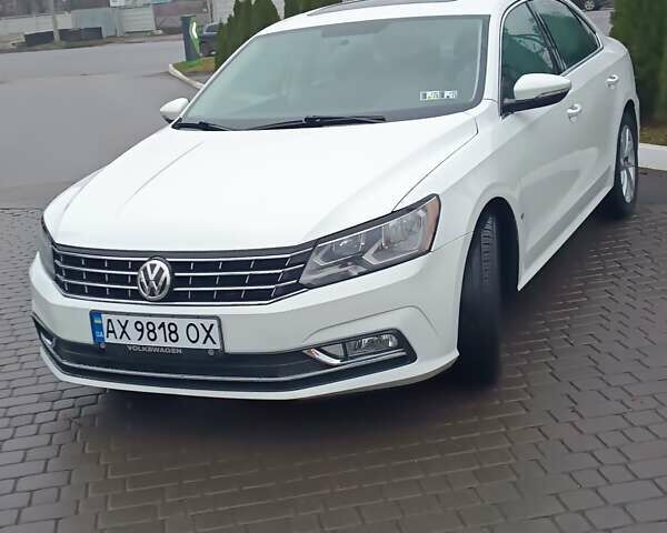 Белый Фольксваген Пассат, объемом двигателя 2 л и пробегом 167 тыс. км за 11700 $, фото 2 на Automoto.ua