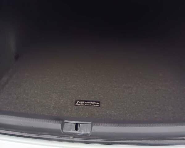 Белый Фольксваген Пассат, объемом двигателя 2 л и пробегом 167 тыс. км за 11700 $, фото 20 на Automoto.ua