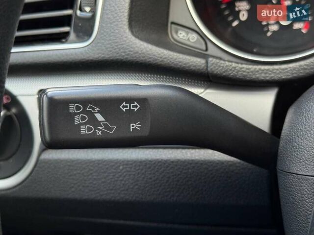 Белый Фольксваген Пассат, объемом двигателя 2 л и пробегом 90 тыс. км за 12800 $, фото 41 на Automoto.ua