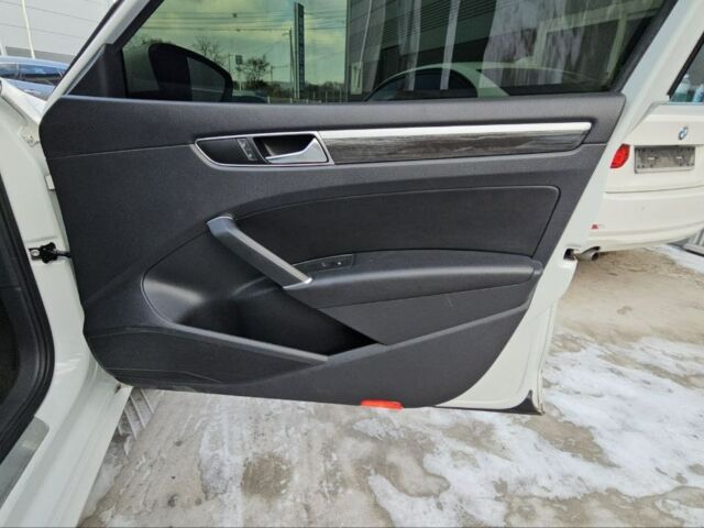 Белый Фольксваген Пассат, объемом двигателя 2 л и пробегом 110 тыс. км за 12700 $, фото 17 на Automoto.ua