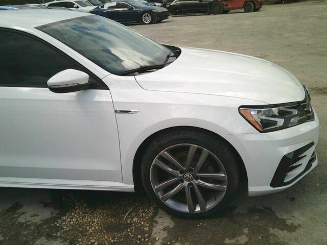 Белый Фольксваген Пассат, объемом двигателя 2 л и пробегом 222 тыс. км за 13900 $, фото 22 на Automoto.ua