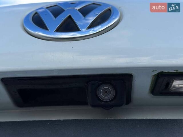 Белый Фольксваген Пассат, объемом двигателя 2 л и пробегом 90 тыс. км за 12800 $, фото 20 на Automoto.ua