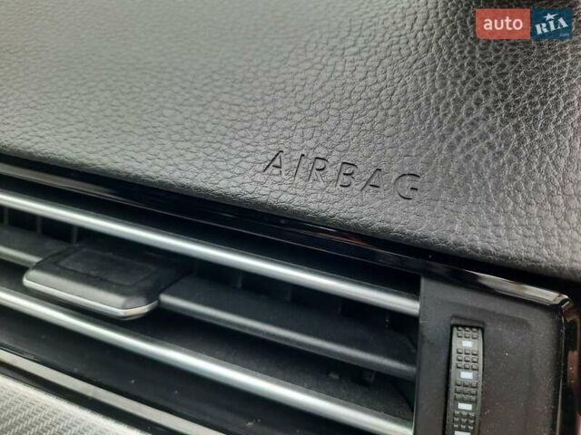 Белый Фольксваген Пассат, объемом двигателя 2 л и пробегом 199 тыс. км за 21999 $, фото 121 на Automoto.ua