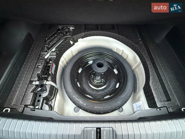 Белый Фольксваген Пассат, объемом двигателя 1.97 л и пробегом 98 тыс. км за 21500 $, фото 30 на Automoto.ua