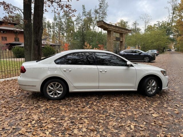 Белый Фольксваген Пассат, объемом двигателя 2 л и пробегом 167 тыс. км за 12900 $, фото 6 на Automoto.ua