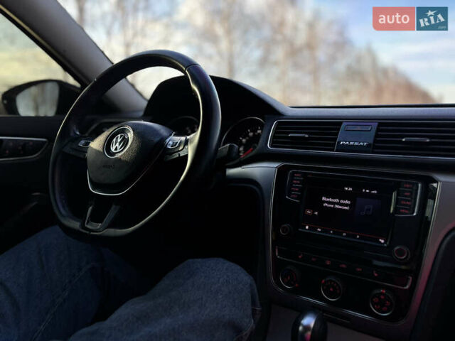 Белый Фольксваген Пассат, объемом двигателя 1.98 л и пробегом 121 тыс. км за 13700 $, фото 5 на Automoto.ua