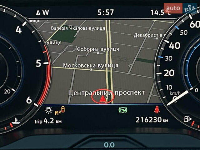 Белый Фольксваген Пассат, объемом двигателя 2 л и пробегом 216 тыс. км за 18999 $, фото 25 на Automoto.ua