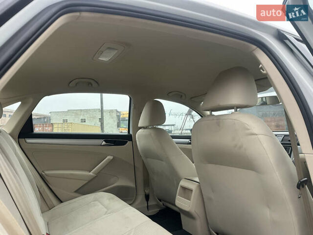 Білий Фольксваген Пассат, об'ємом двигуна 2 л та пробігом 147 тис. км за 8600 $, фото 13 на Automoto.ua