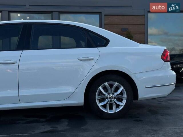 Белый Фольксваген Пассат, объемом двигателя 2 л и пробегом 90 тыс. км за 12800 $, фото 9 на Automoto.ua