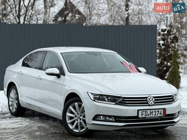 Белый Фольксваген Пассат, объемом двигателя 2 л и пробегом 198 тыс. км за 18950 $, фото 28 на Automoto.ua