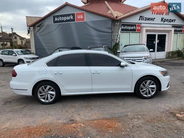 Білий Фольксваген Пассат, об'ємом двигуна 2 л та пробігом 152 тис. км за 16690 $, фото 3 на Automoto.ua
